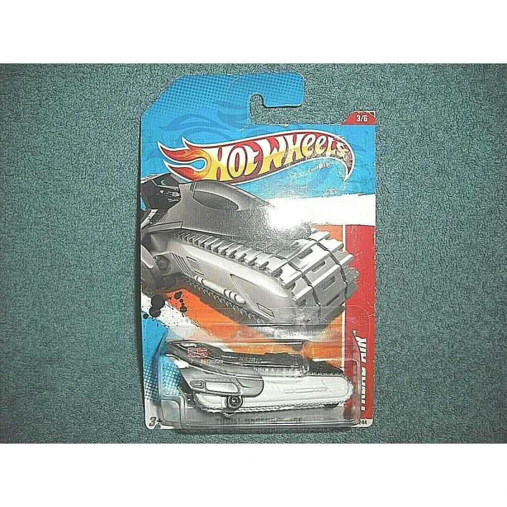 2011 Hot Wheels Thrill Racers Tread Air Black/White 195